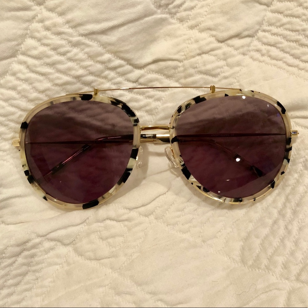 Kendall + Kylie sunglasses